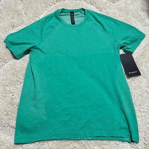Lululemon Short Sleeve